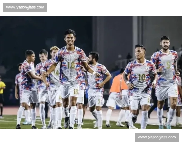 韩国对阵中国精彩直播：两国足球激战正酣 谁将笑到最后