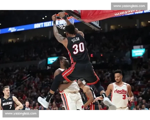 腾讯湖人对阵热火比赛录像回放精彩瞬间全解析赛场战术与球星表现深度解读